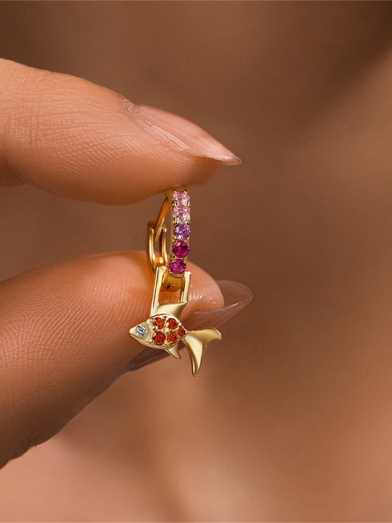 Little Fish Earrings Gold